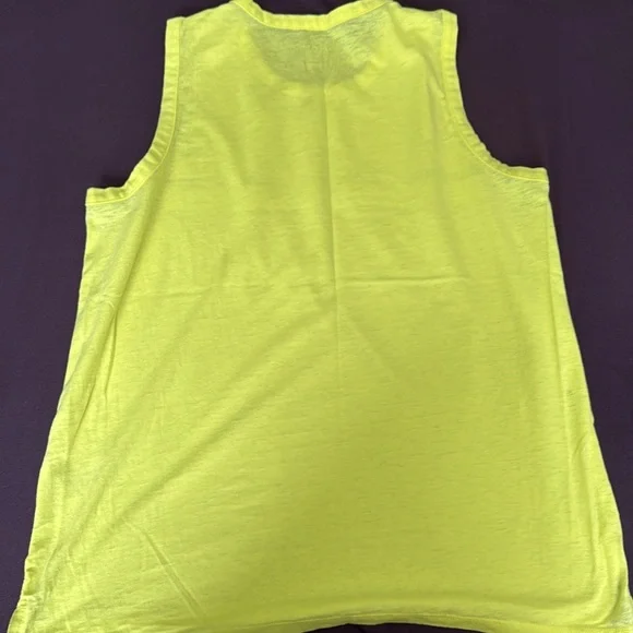 (6) Peloton Tank Bundle - Picture 10 of 15